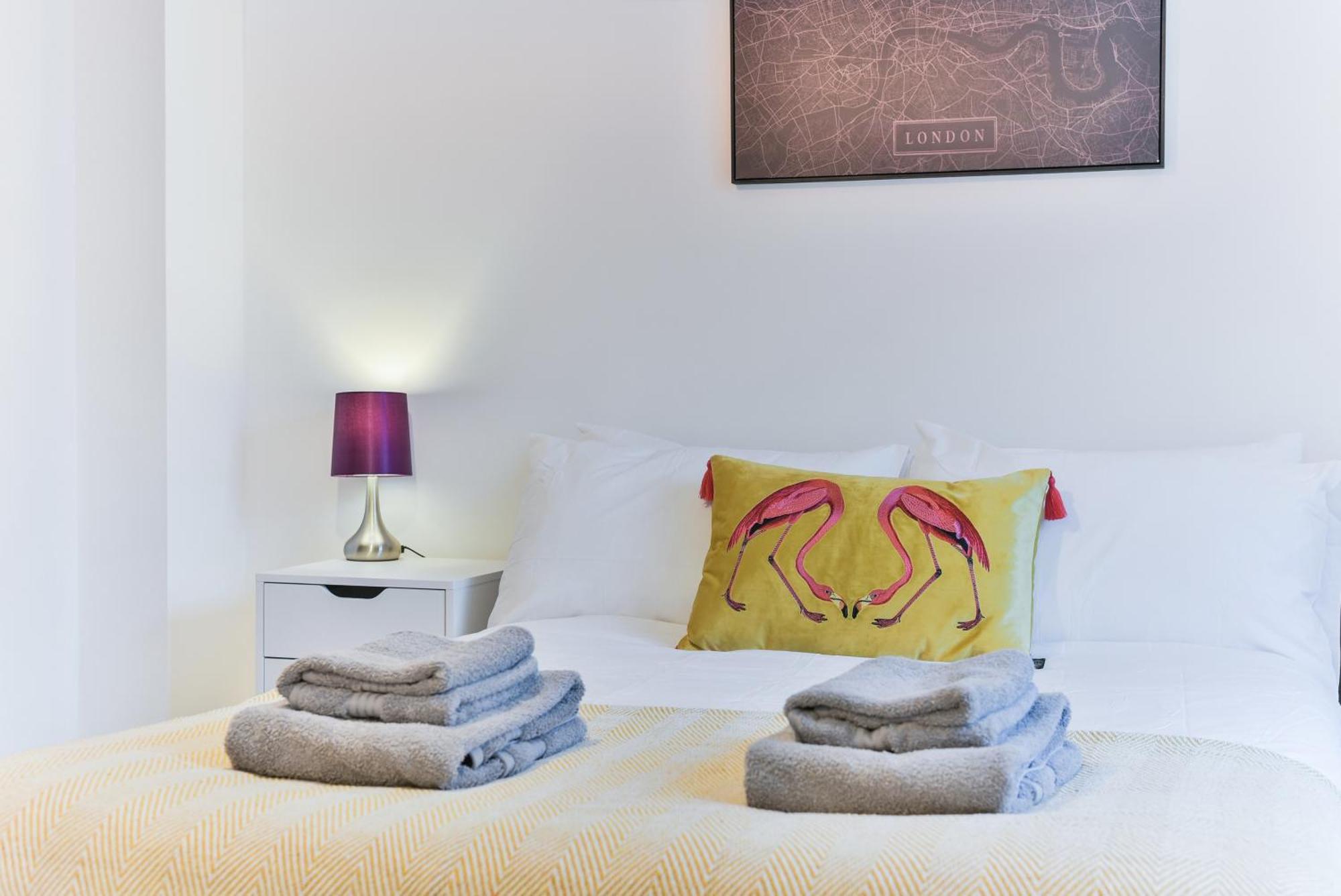 Apartament Fantastic Central Line City-Pad! Londyn Zewnętrze zdjęcie